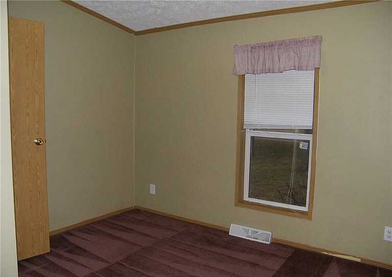 6911 Jefferson Rd - Photo 2 of 9