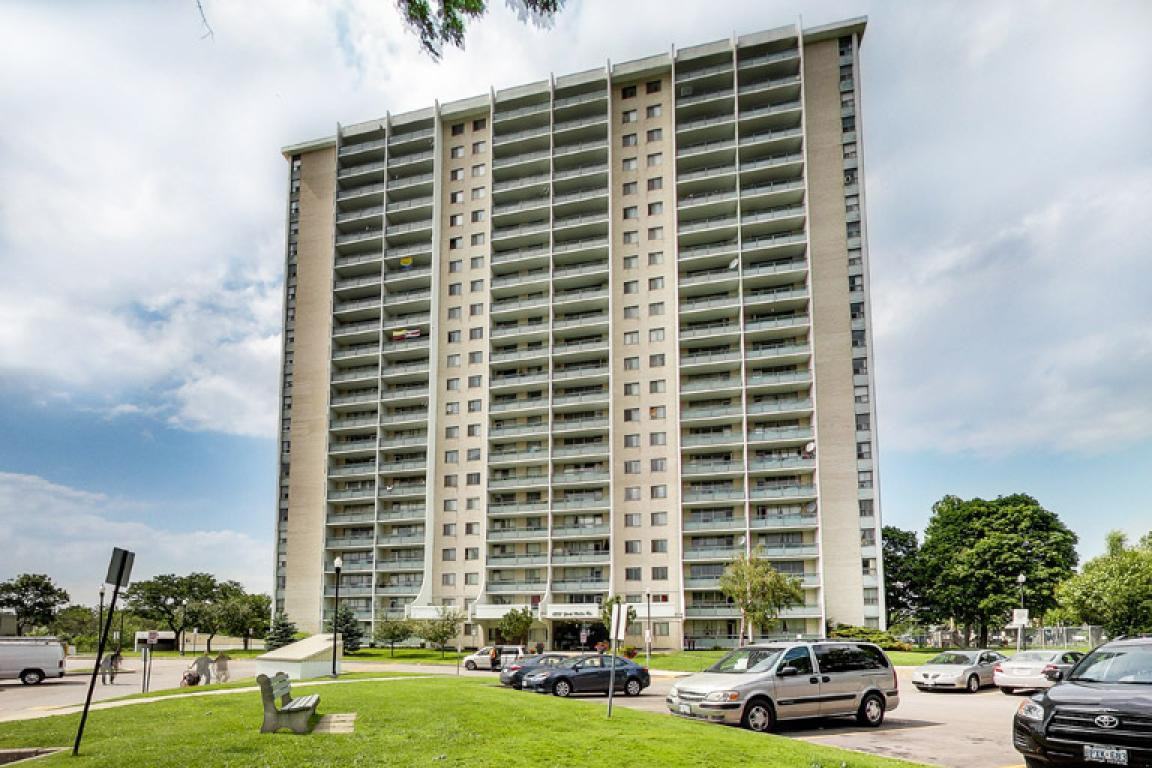 1202 York Mills Road - Photo 3 of 21