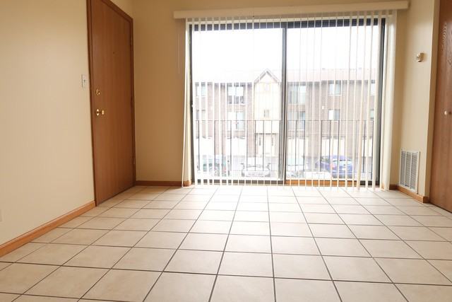 1733 Washington St #G31 - Photo 2 of 16