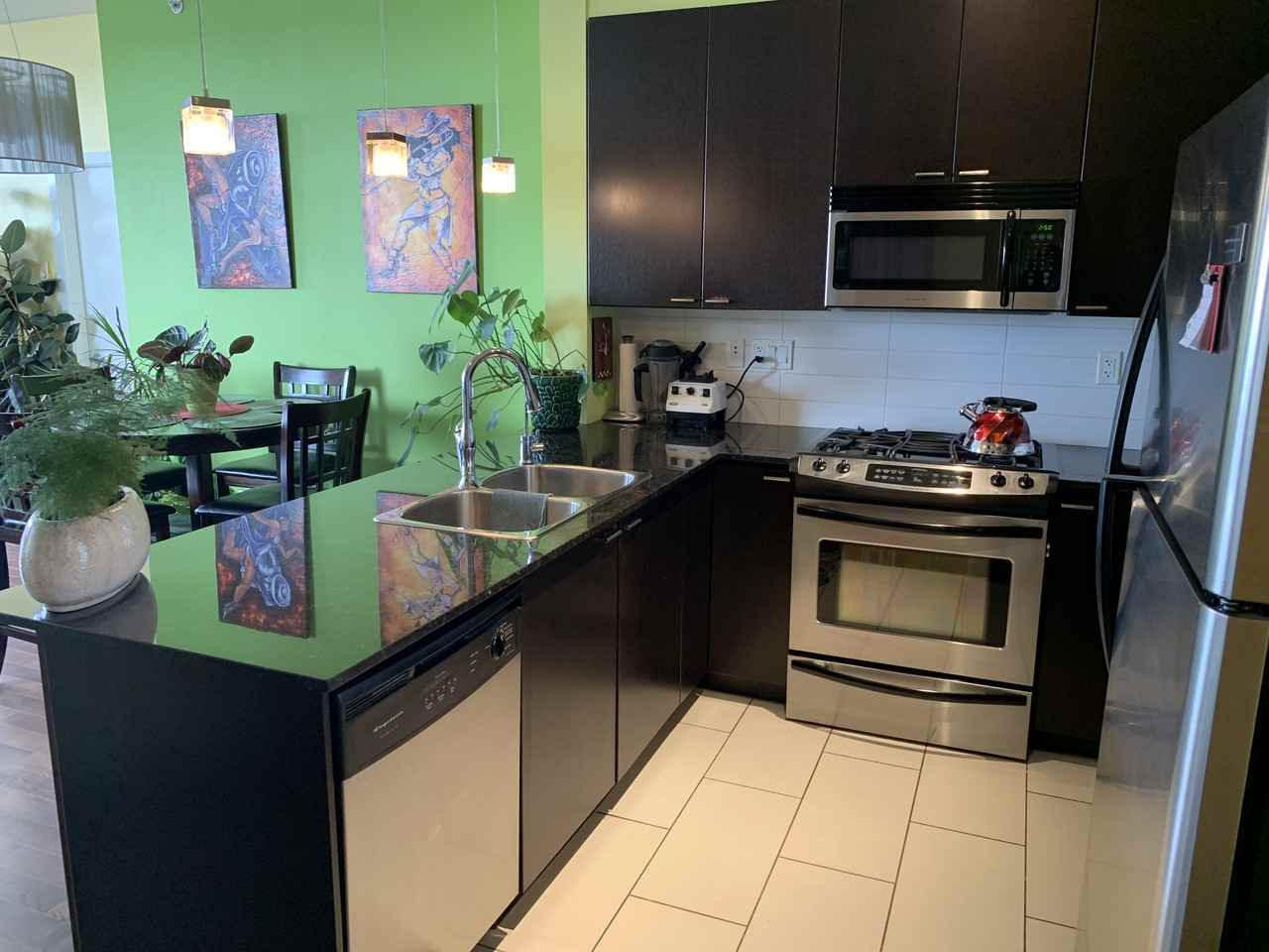 39 6th Street - Photo 3 of 28