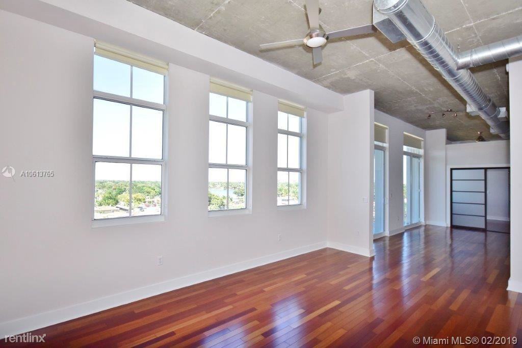 1791 NE Miami Gardens Dr - Photo 3 of 8