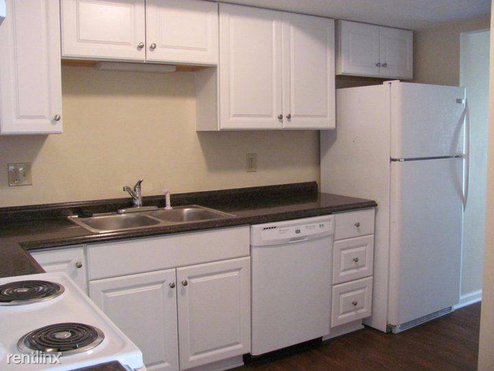 1299 Gatwick Ct - Photo 2 of 11