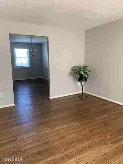 8429 Harris Ave - Photo 2 of 23