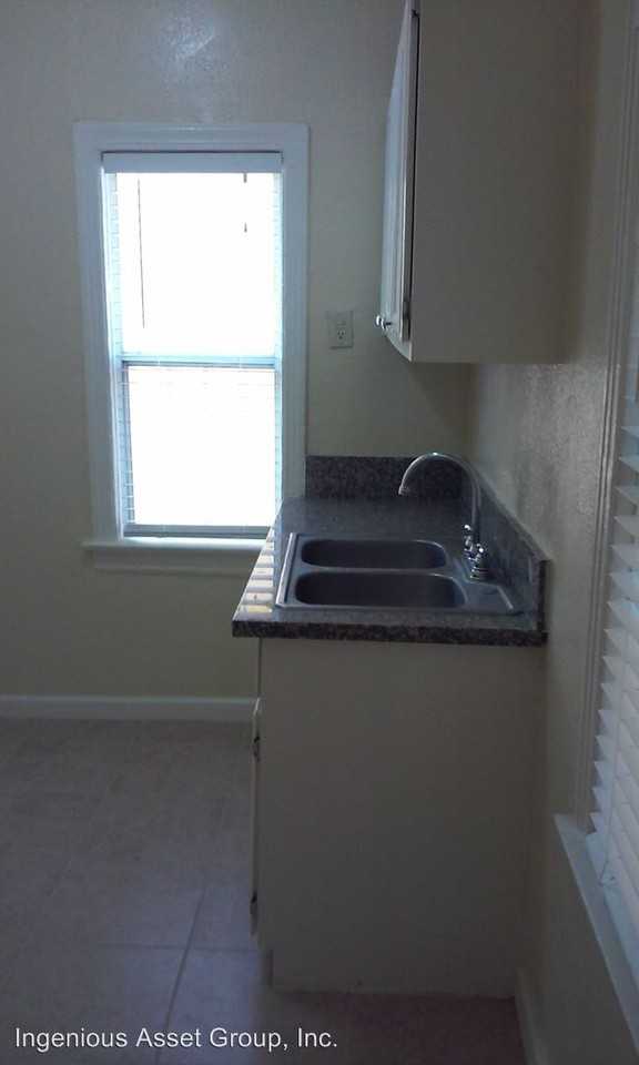 150 Douglas St. - Photo 2 of 4