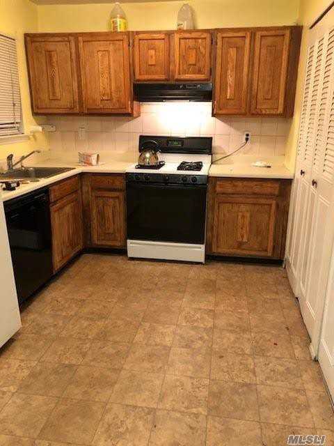 79 Feller Dr - Photo 2 of 4