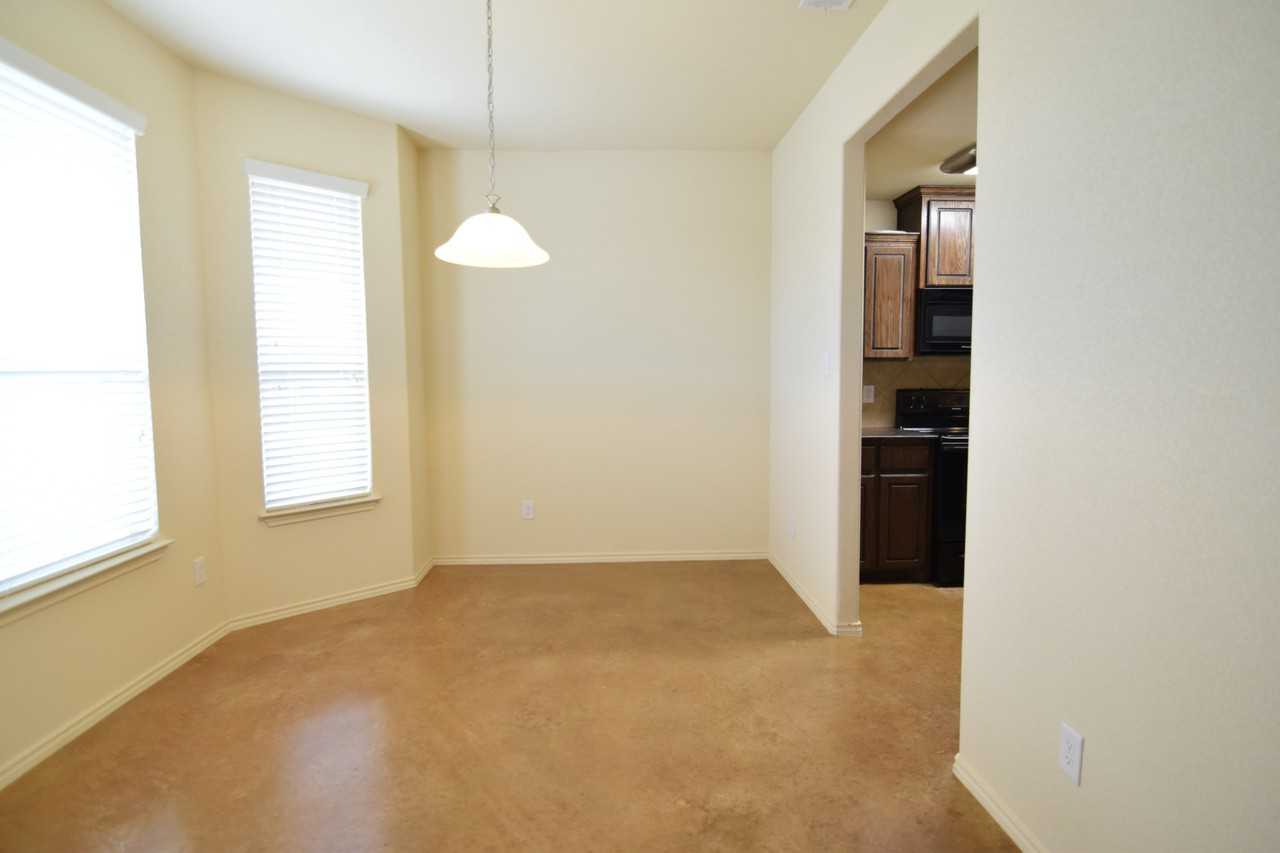 6410 Angel Dr - Photo 6 of 21