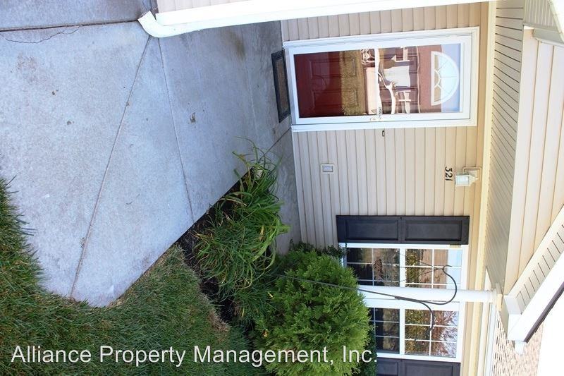 321 Brookway Dr - Photo 3 of 39