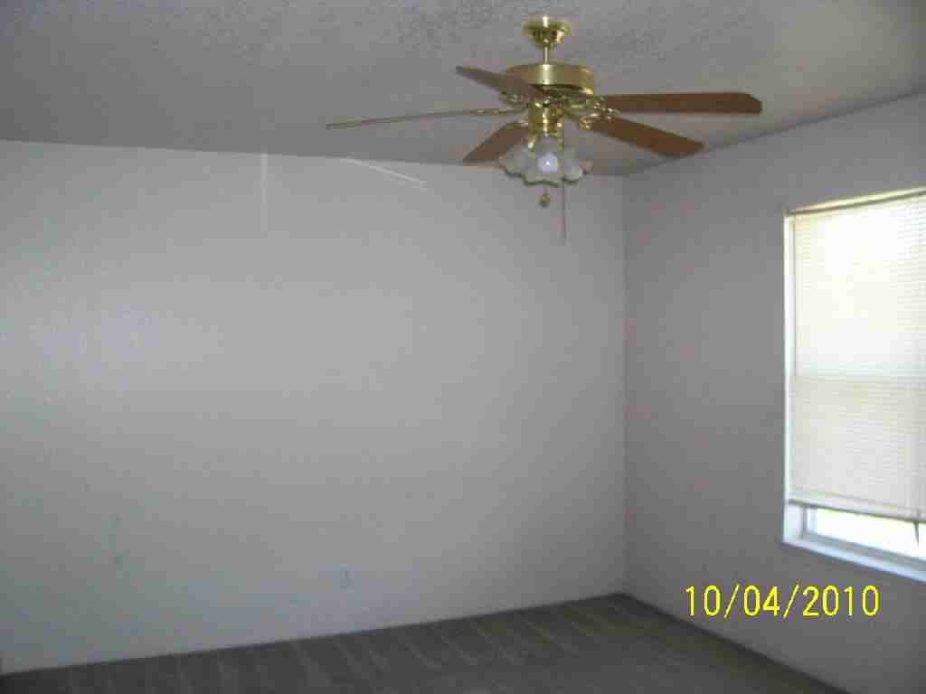 2207 Wright Way - Photo 3 of 4