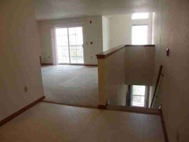 908 Fox Creek Dr - Photo 6 of 6