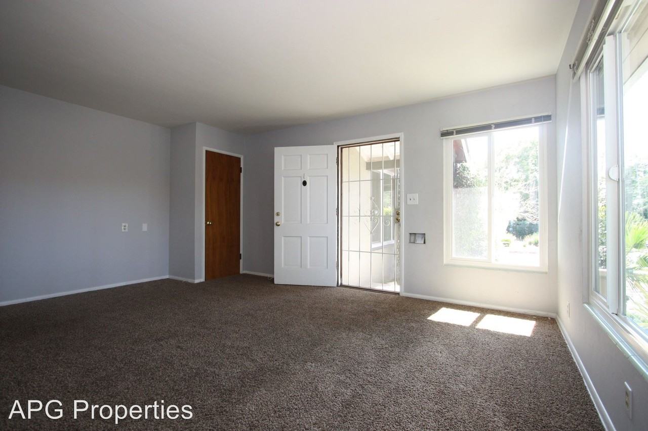 1570 Allen Ave - Photo 3 of 10