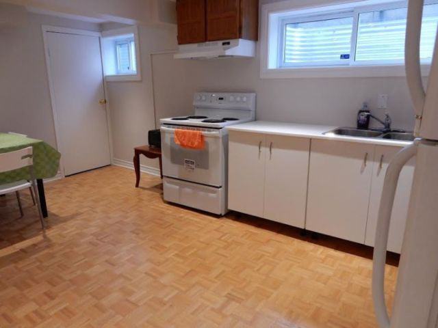 3608 Birchmeadow Crescent - Photo 3 of 4