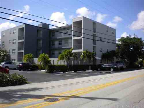 611 NE 14th Ave #10F