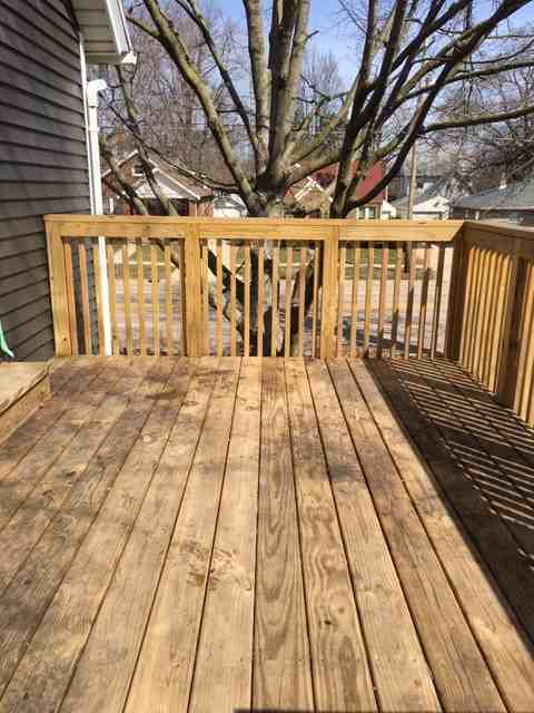 1013 E Washington St - Photo 3 of 9