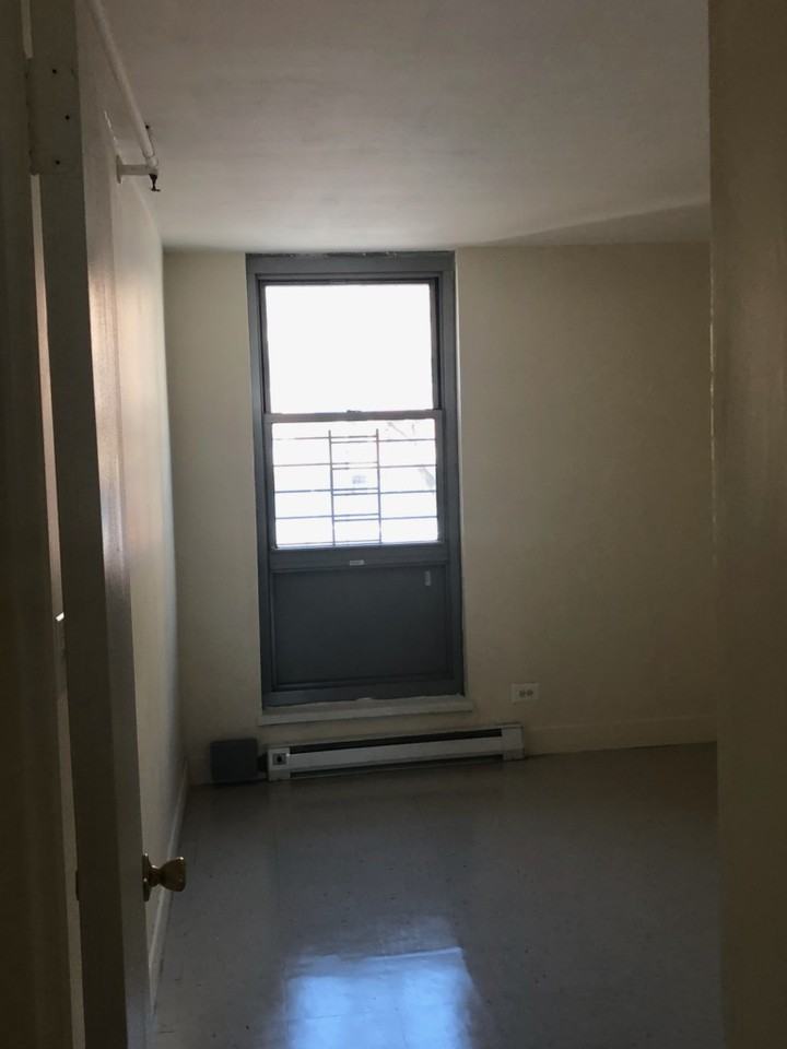 85 Riverdale Avenue - Photo 3 of 12