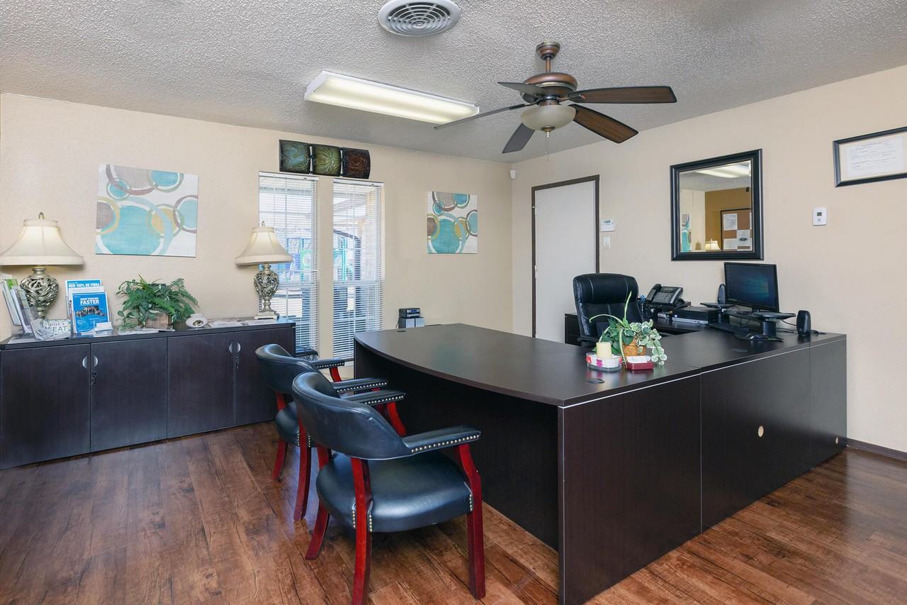 Times Square on the Hill - Photo 5 of 31