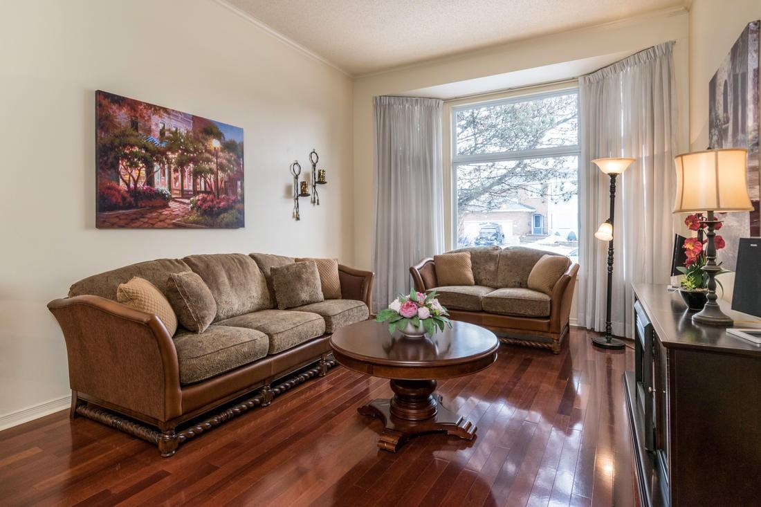 39 Huntings End Avenue - Photo 3 of 11