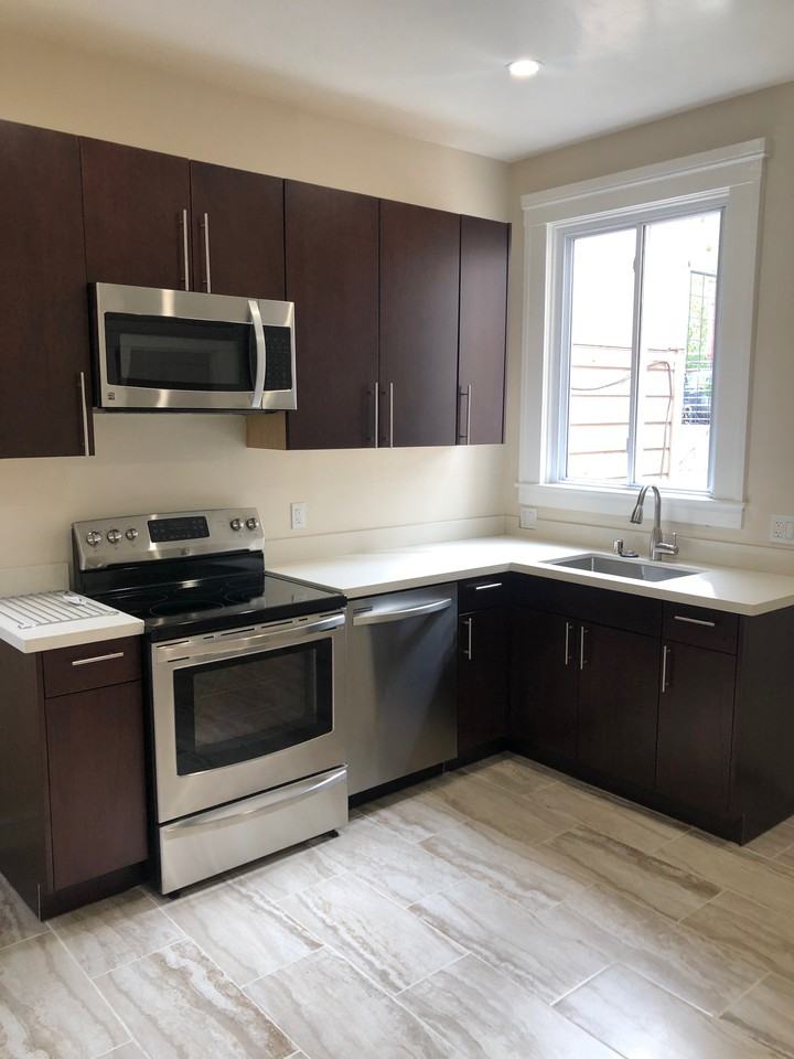 1053 Divisadero Street - Photo 2 of 12