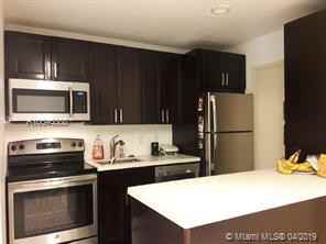 1200 Mariposa Avenue #E202