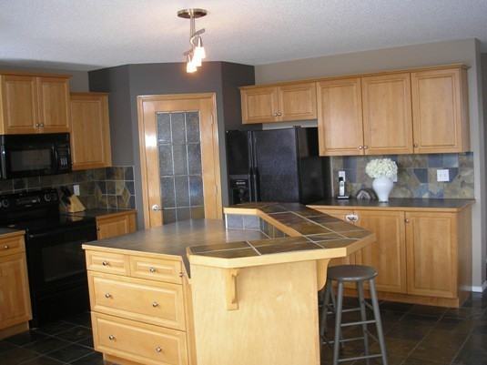 Cranston Place SE - Photo 2 of 15