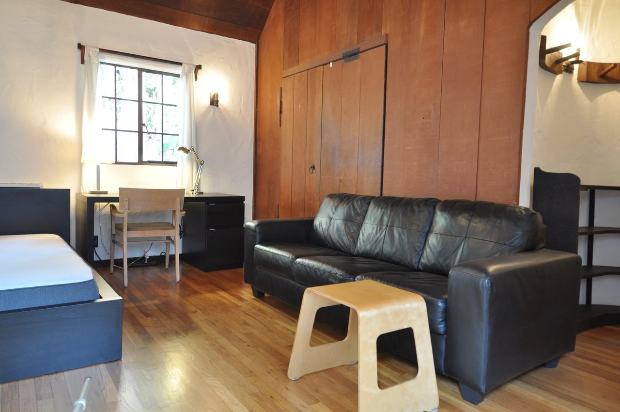 1801 Spruce Street - Photo 3 of 22