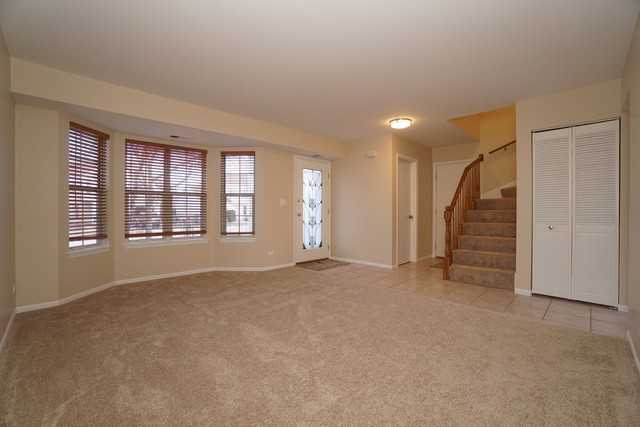 86 Bradford Ln - Photo 2 of 19