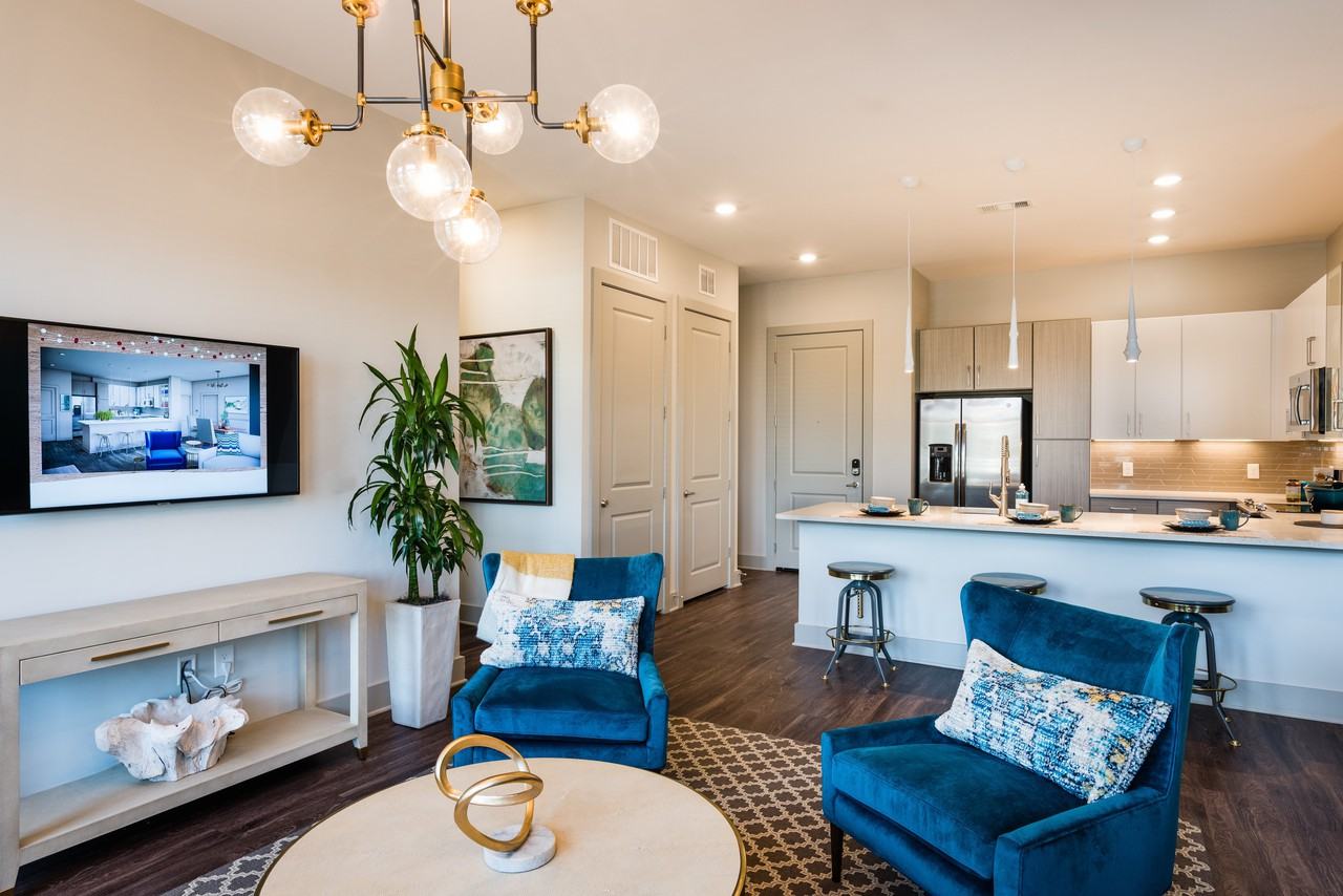 Siena Suwanee Town Center - Photo 2 of 41