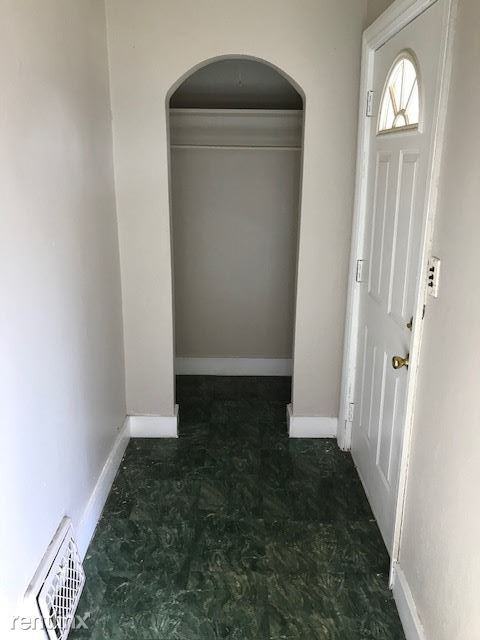 505 Abbey St - Photo 3 of 23