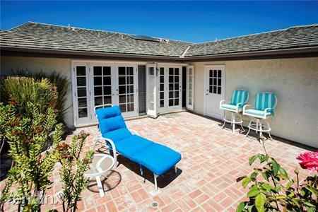 8 Sandbar Dr - Photo 3 of 26