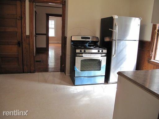 740 Broadway and Lowden Ave