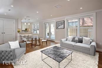 36 Longwood Ave - Photo 2 of 4