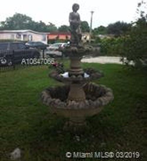 445 Opa-Locka Blvd - Photo 3 of 5