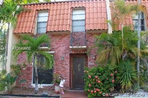 16685 NW 35th Ave - Photo 2 of 8