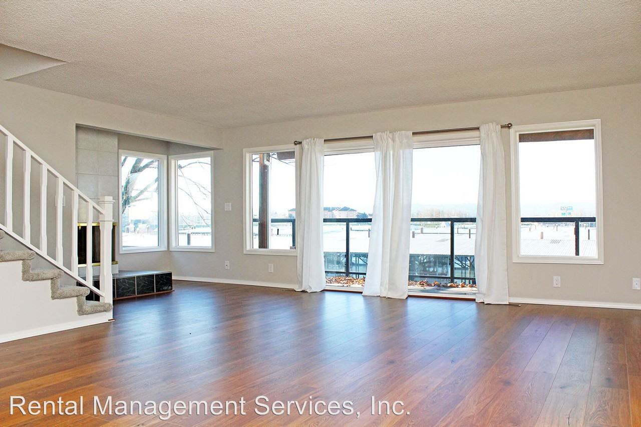 704 N Tomahawk Island Dr - Photo 3 of 27