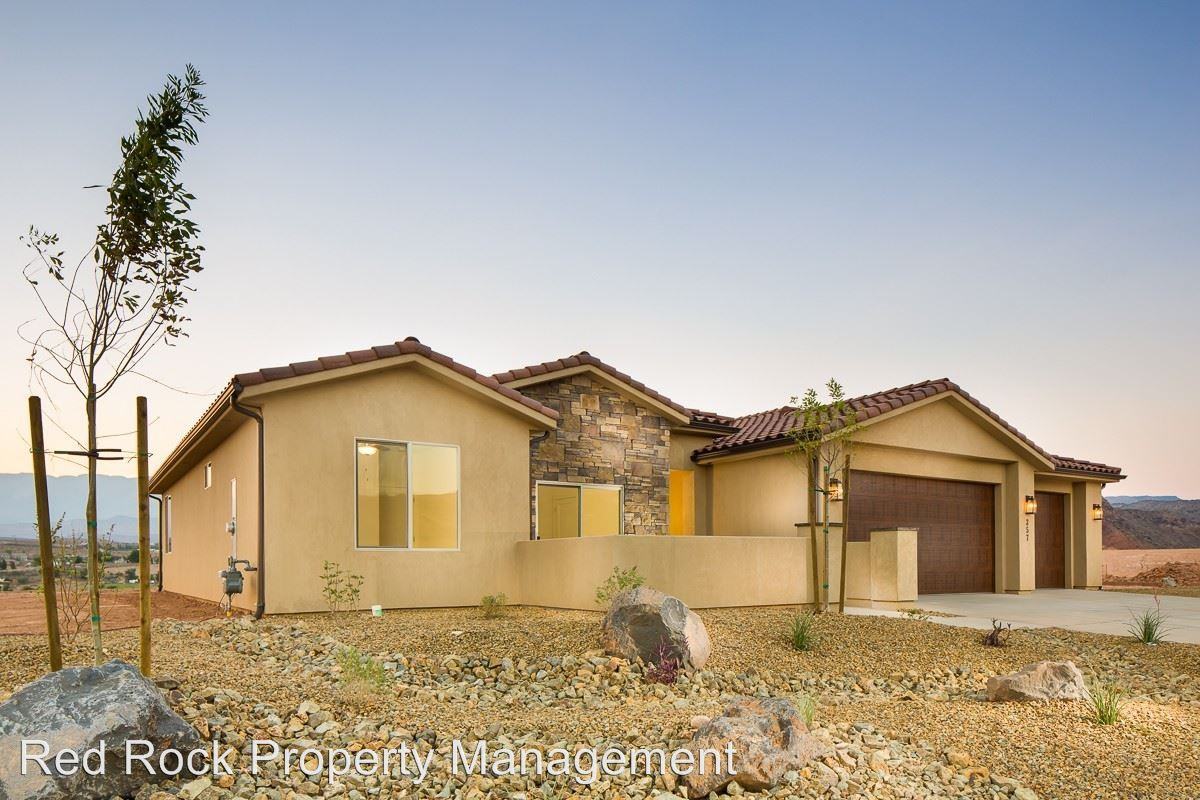 357 Toquerville Blvd - Photo 2 of 26