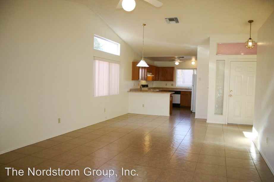 3472 W Sky Ridge Loop - Photo 3 of 8