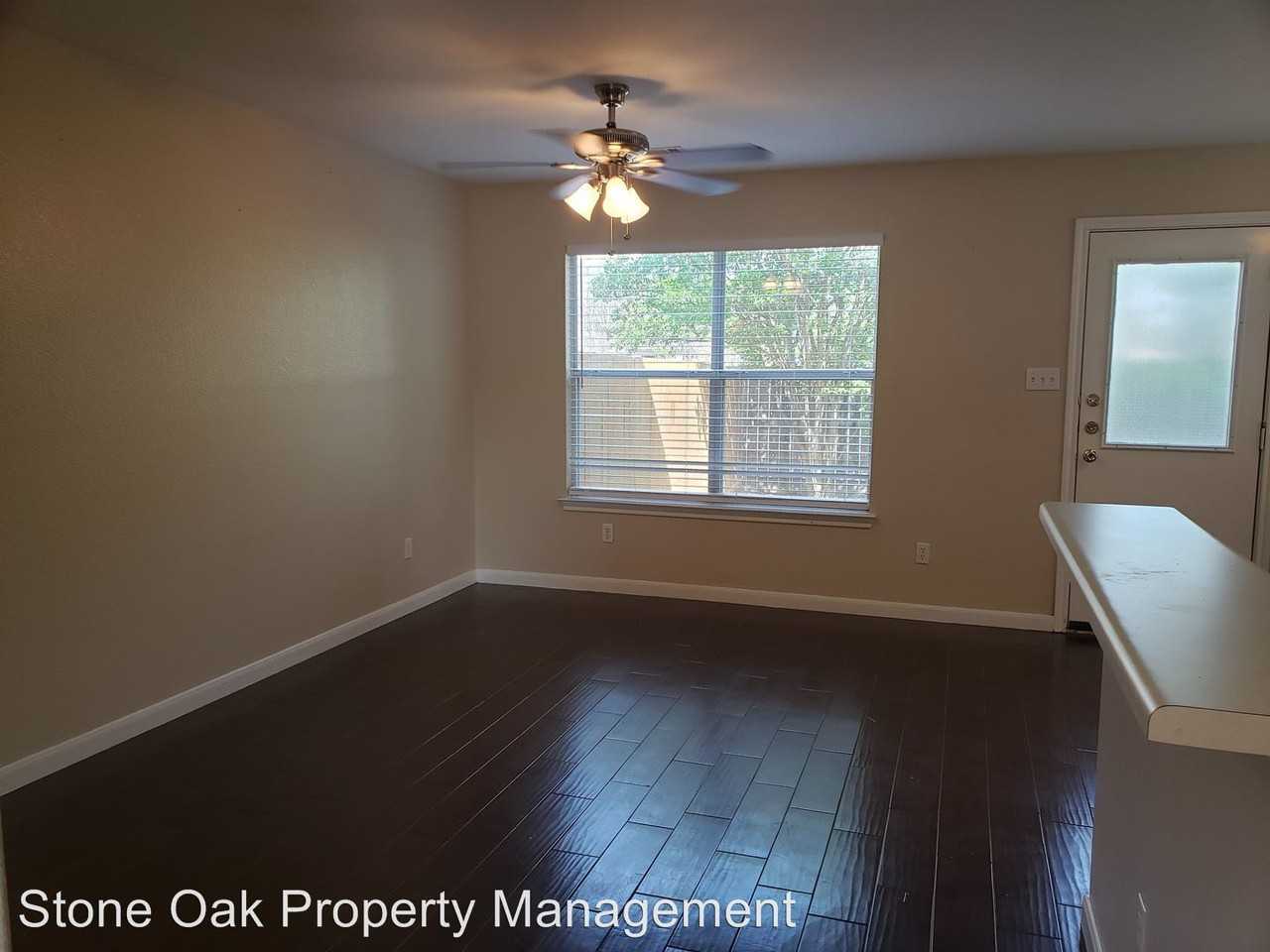 2875 Southampton Way - Photo 3 of 8
