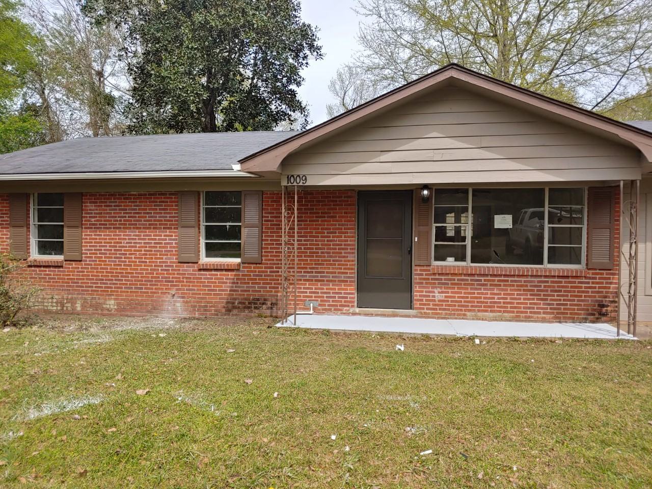 1009 Montgomery Cir, Hattiesburg, MS 39401 3 Bedroom House for Rent for