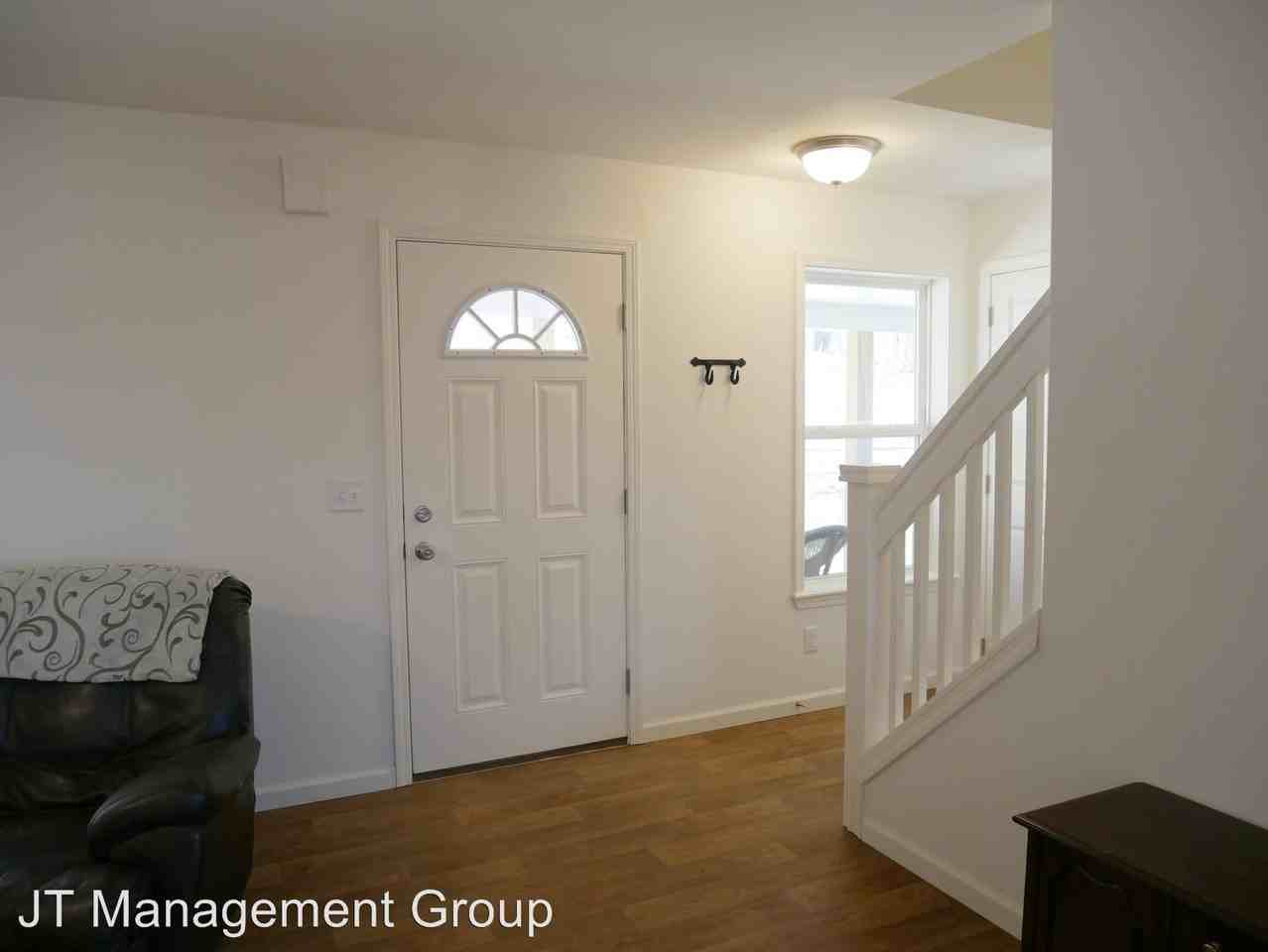 4620 Ebenezer Rd - Photo 2 of 31