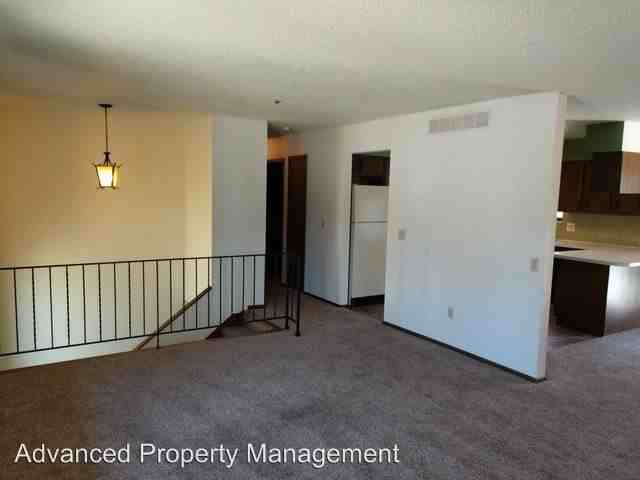 2200 Lawrence Rd - Photo 3 of 21