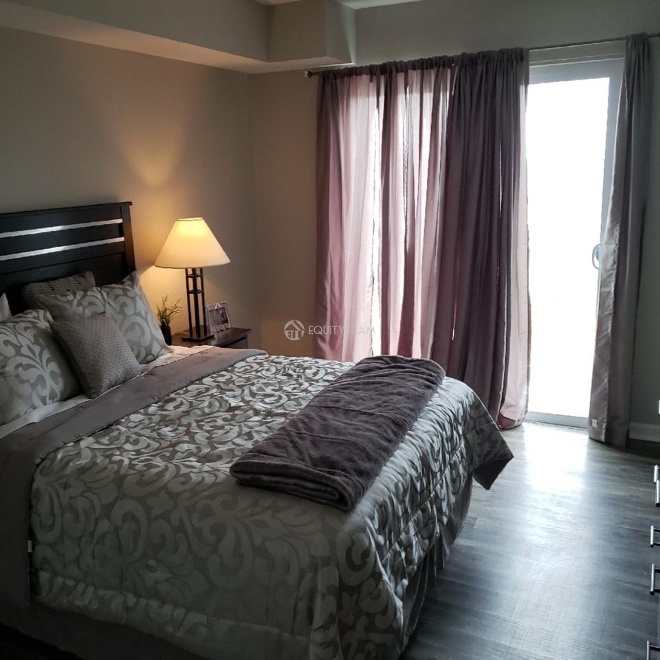 2600 Bushnell St - Photo 3 of 8