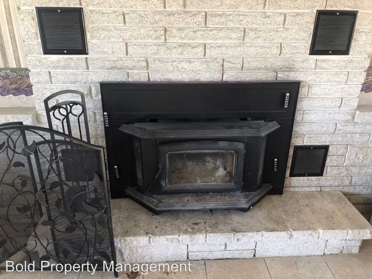 6 Hoover Ln - Photo 3 of 17