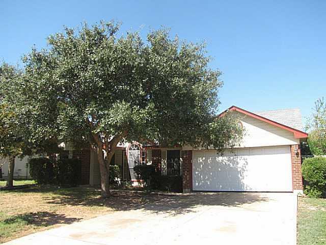 203 Crystal Knoll Blvd - Photo 2 of 9