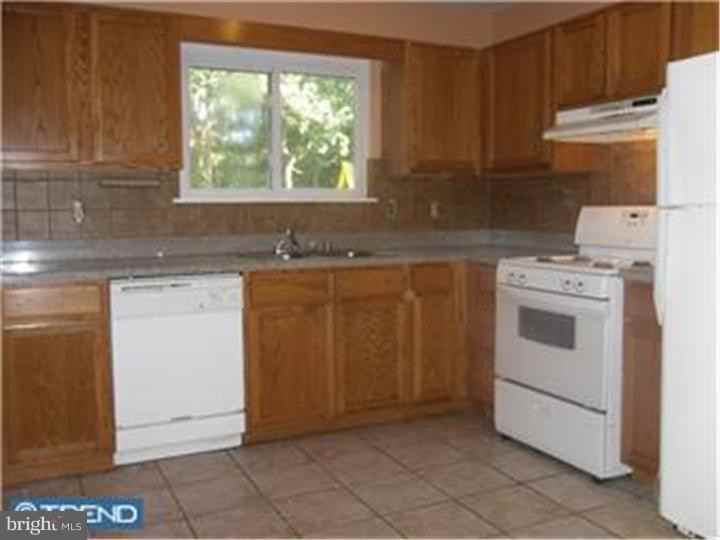 16 Sirius Ct - Photo 2 of 12