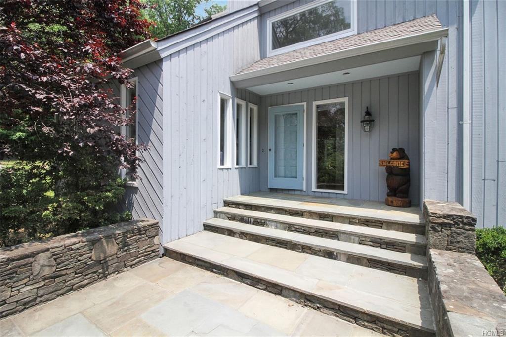 10 Woodland Ct - Photo 2 of 24