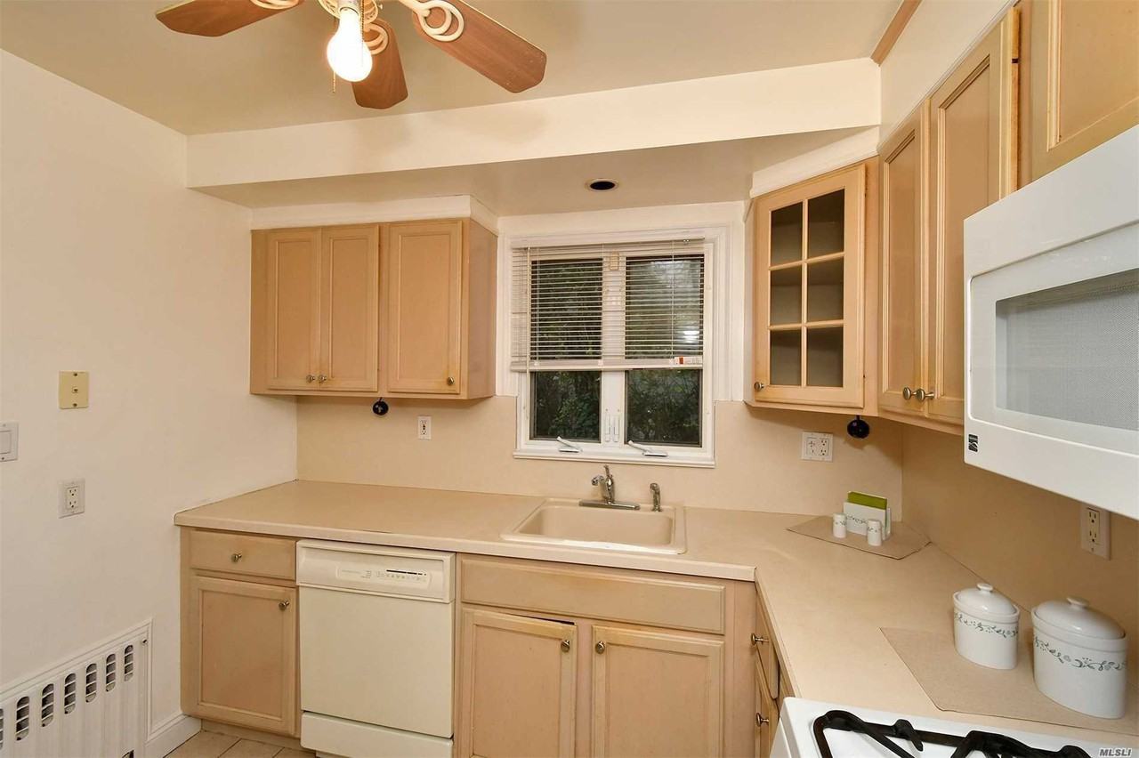 18 South Dr - Photo 3 of 15