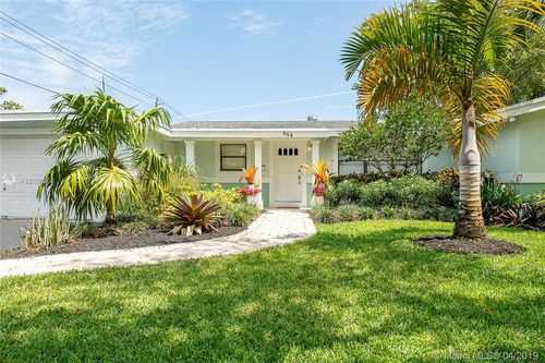 848 N Bel Air Dr - Photo 2 of 8