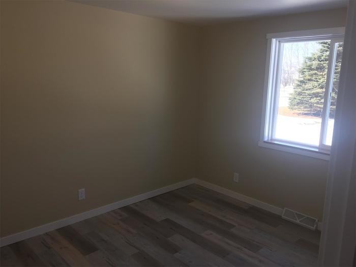 707 Castello St - Photo 2 of 9