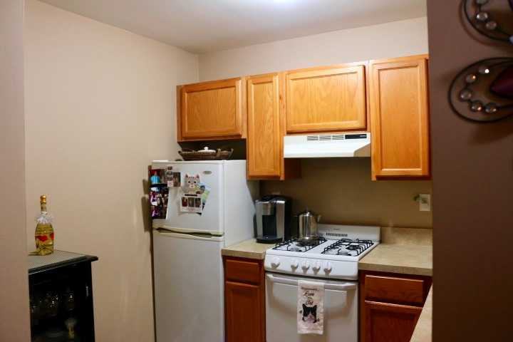 24 Samantha Ln - Photo 2 of 11