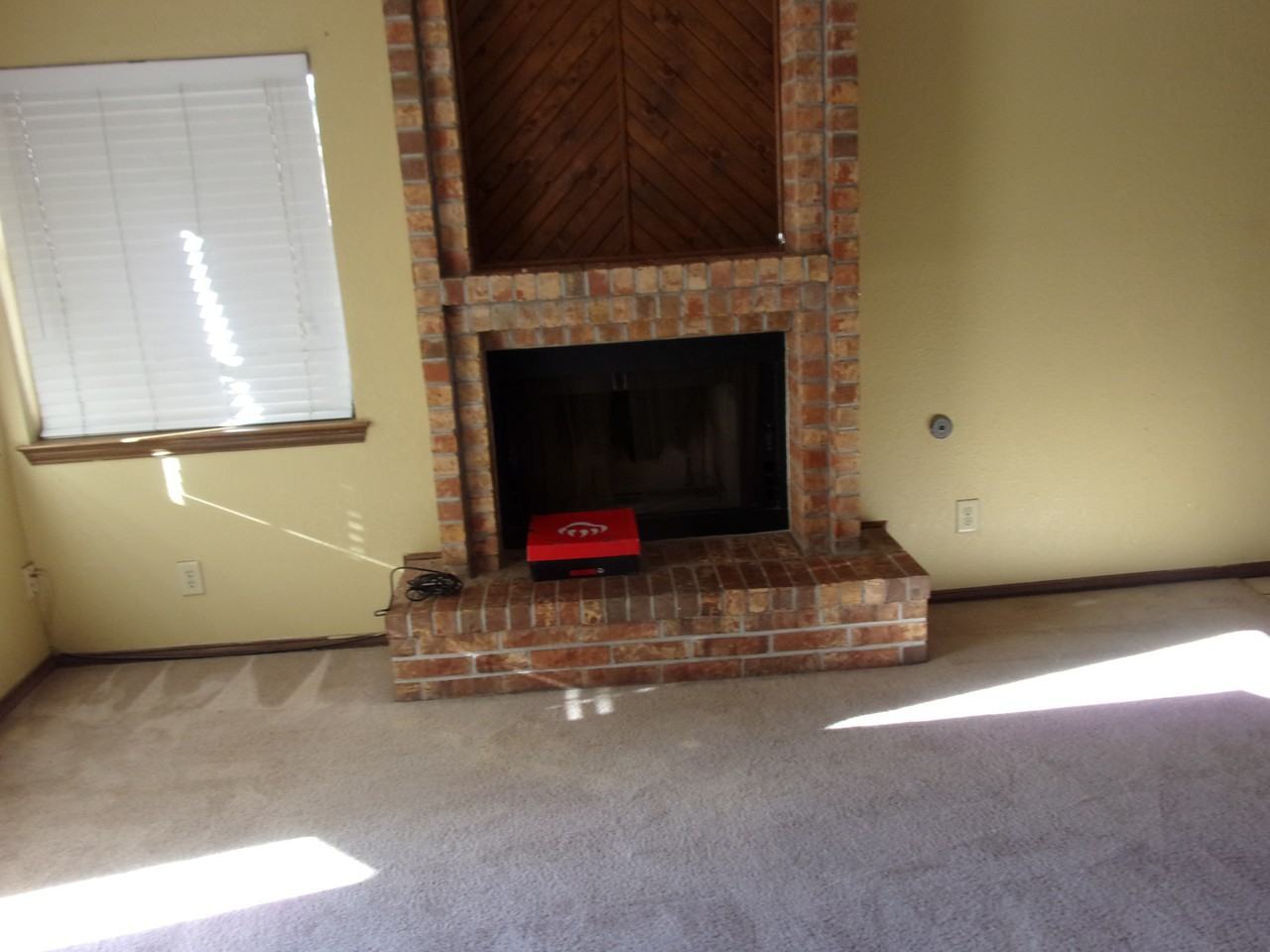 1705 Bogart Pl - Photo 2 of 13