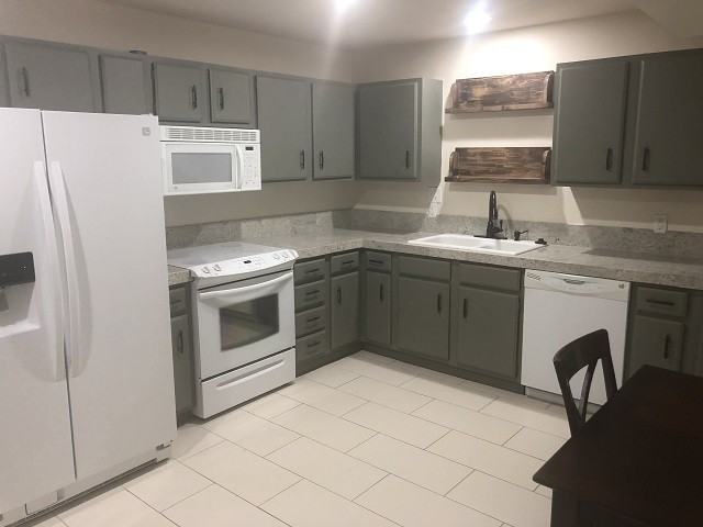 68 White Oak Ln - Photo 3 of 15